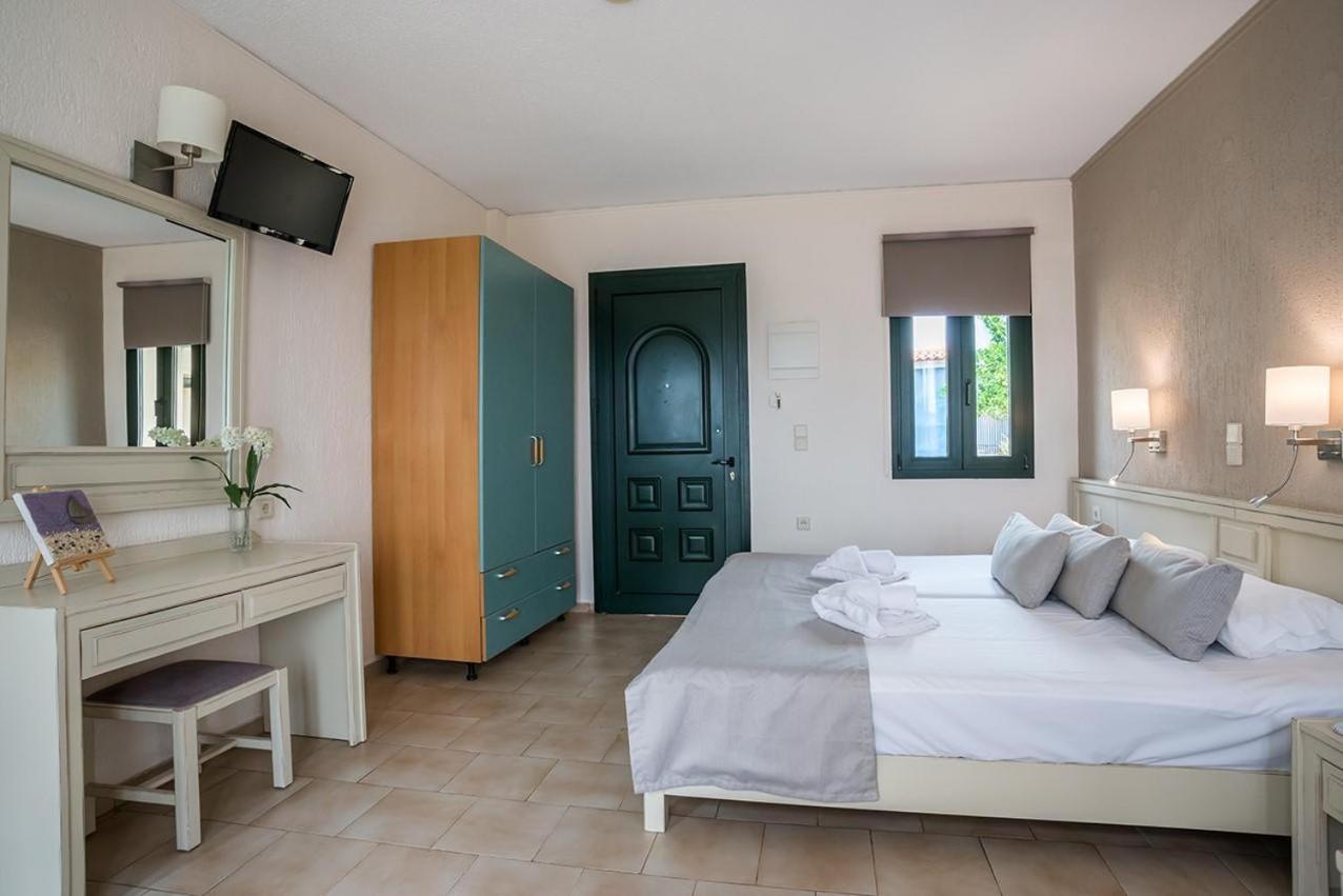 Rainbow Hotel Apartments Chania  Bagian luar foto