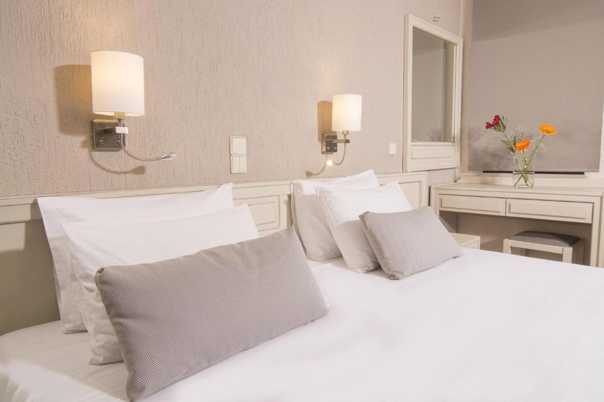 Rainbow Hotel Apartments Chania  Bagian luar foto
